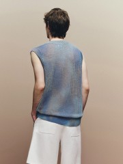 Men's contrasting knitted vest