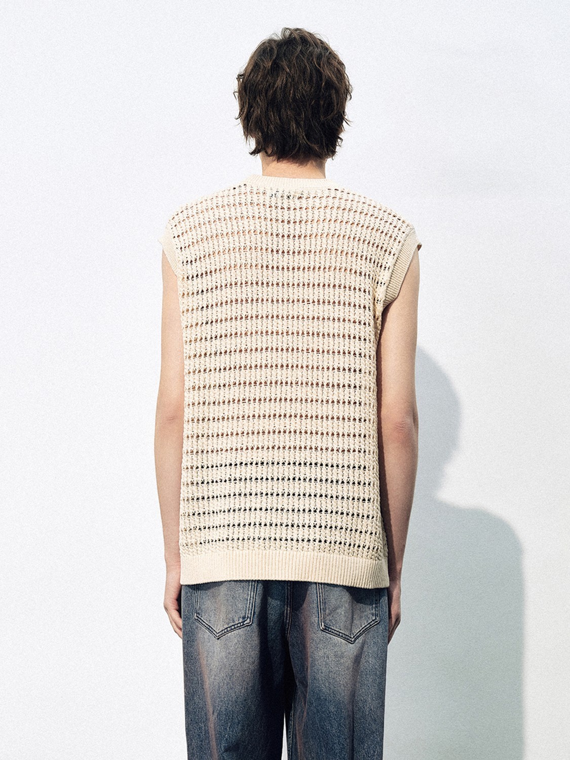 Men's hollow knit vest