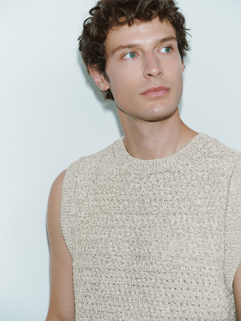 Men's fabric knit vest