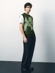 Men's jacquard knit vest
