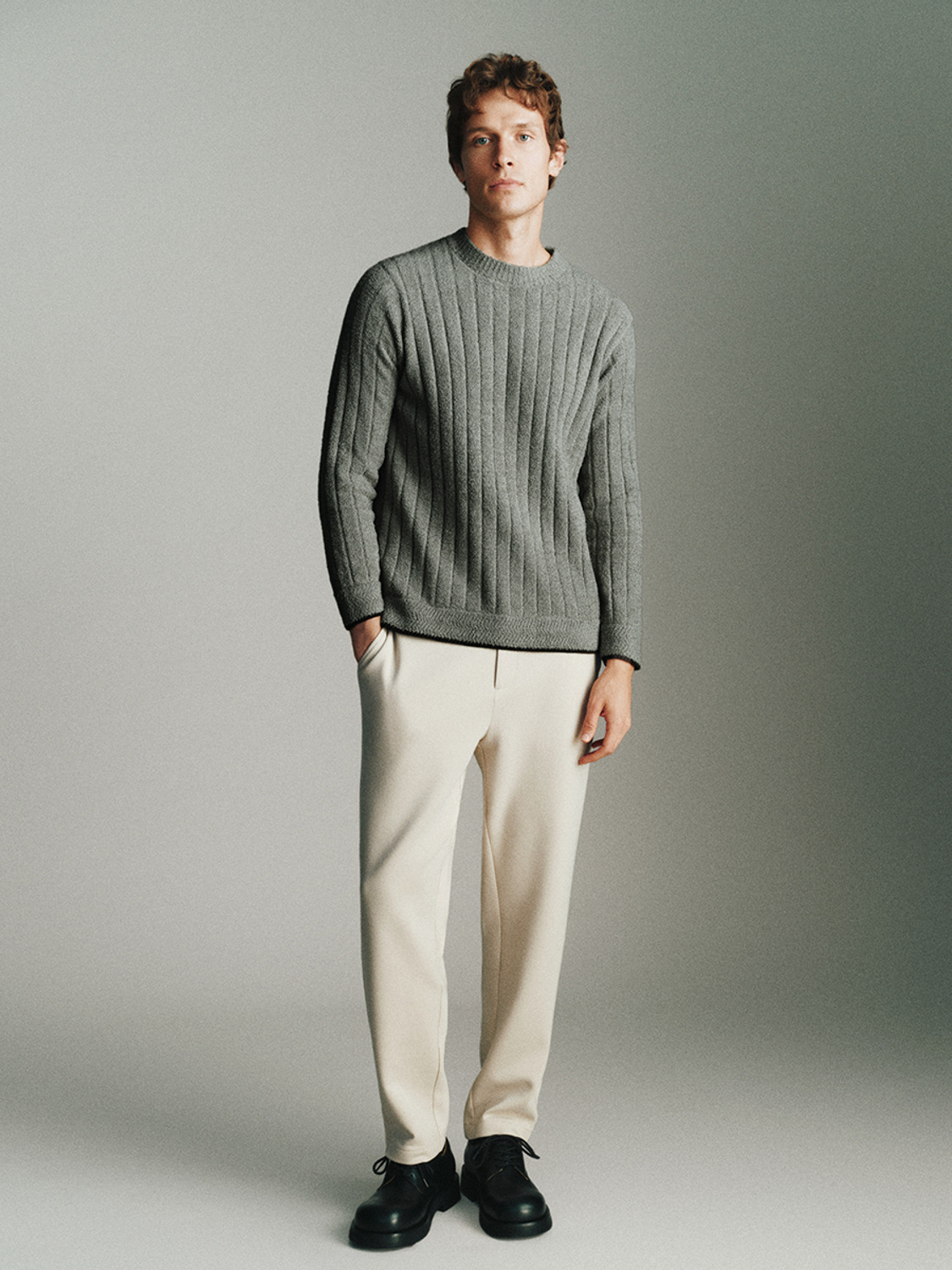 Men's crew neck sweater