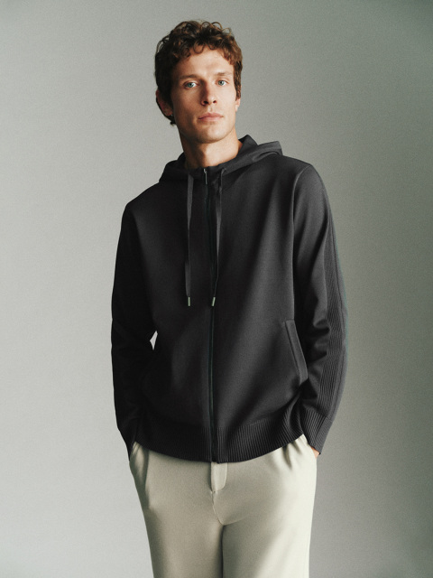 Men's hooded knit coat