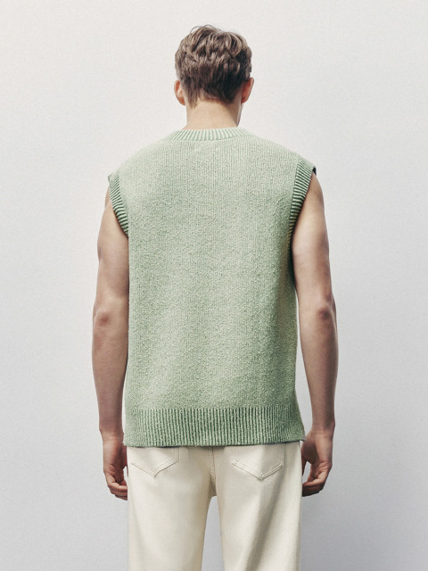 Men's knitted vest