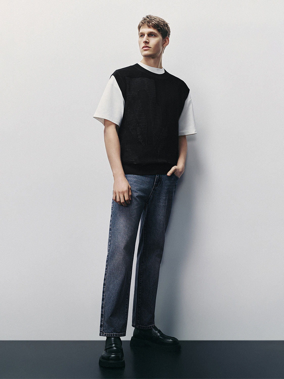 Men's knitted vest