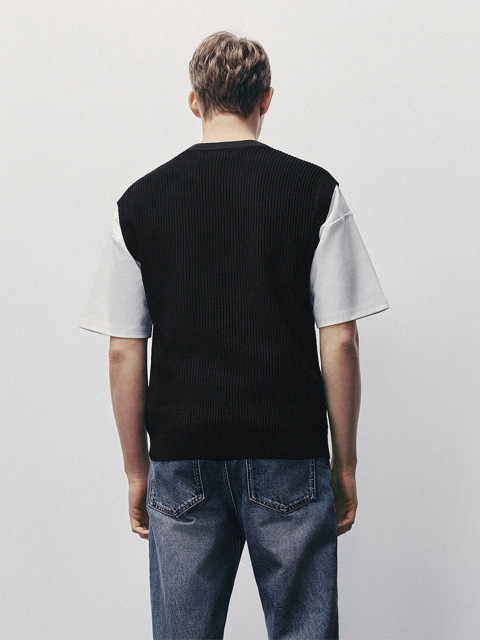 Men's knitted vest