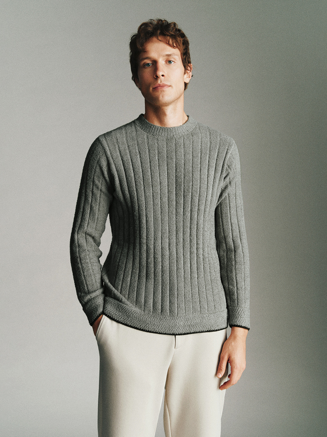 Men's crew neck sweater
