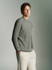 Men's crew neck sweater