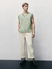 Men's knitted vest