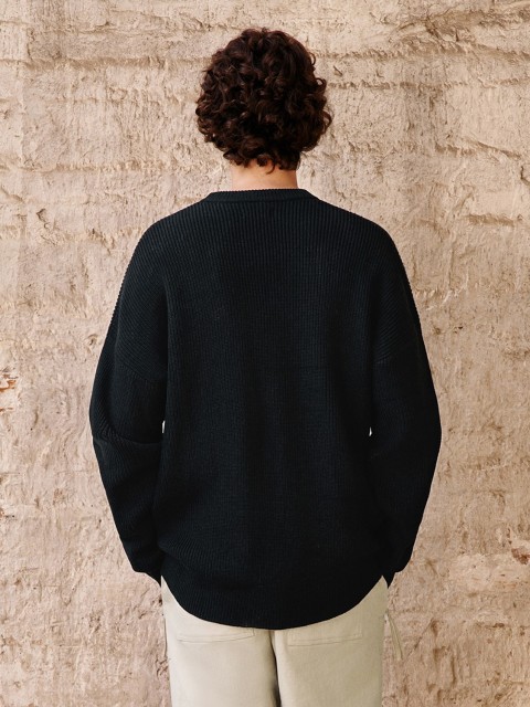 Men's crew neck sweater