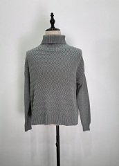 Crew-neck ripple long-sleeved knitting