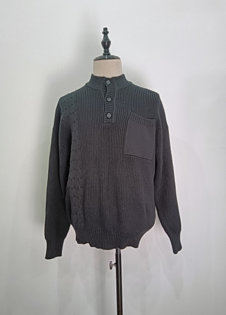 Grey long sleeve knit