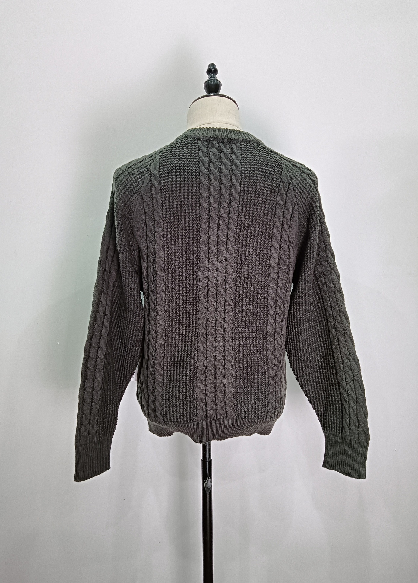 Long sleeve knitwear
