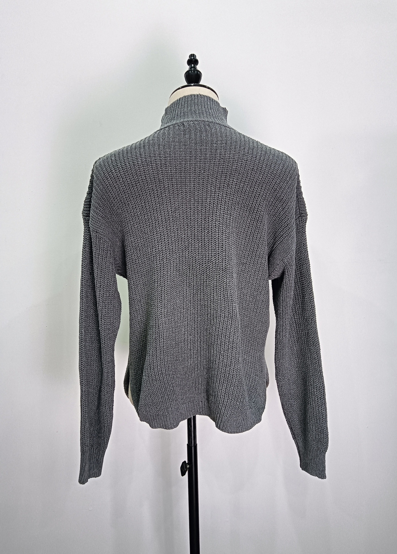 Men's long sleeve knitting