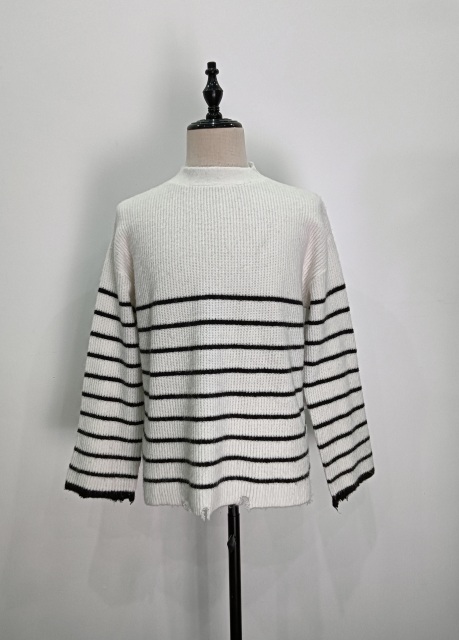 Crew-neck ripple long-sleeved knitting