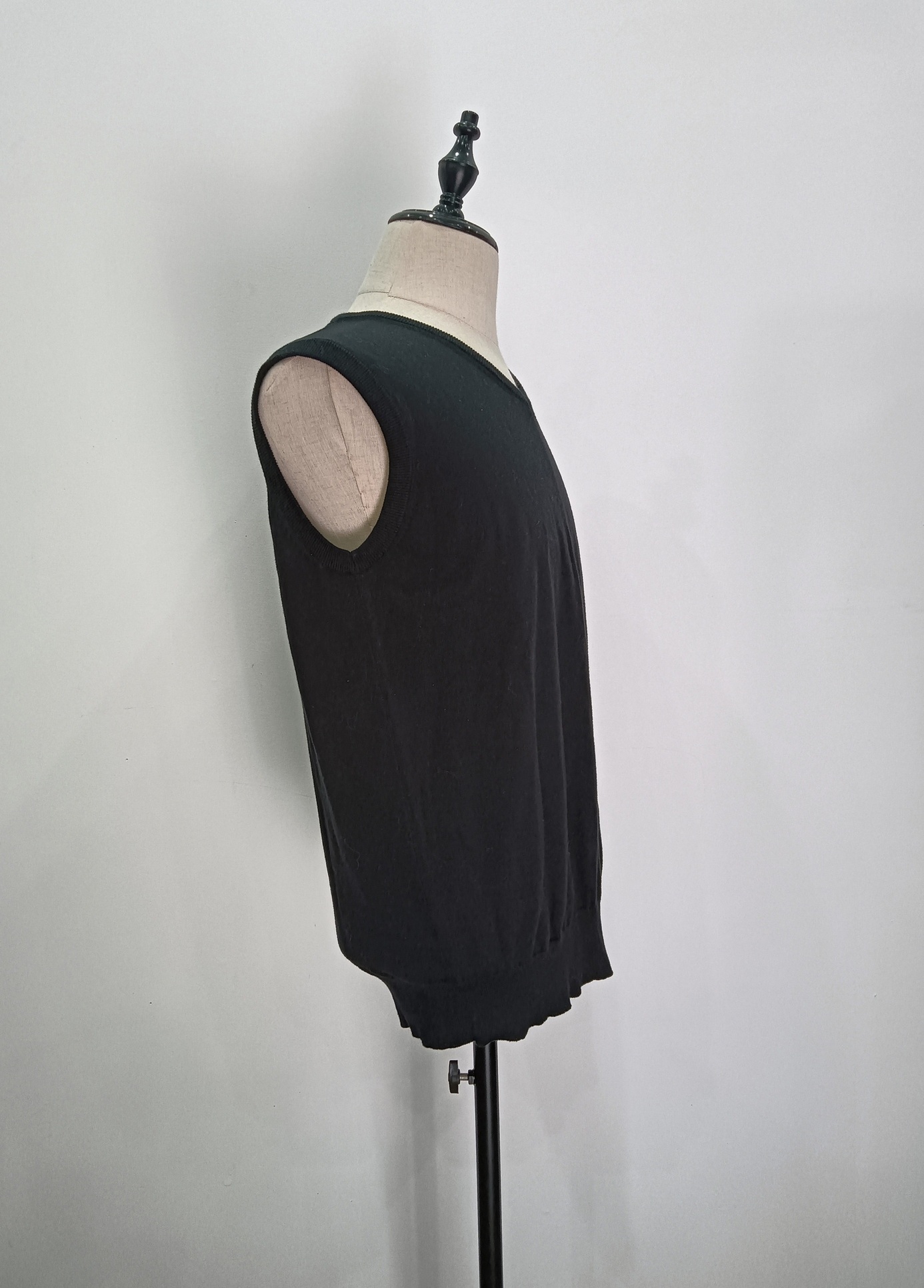 Vest knitting