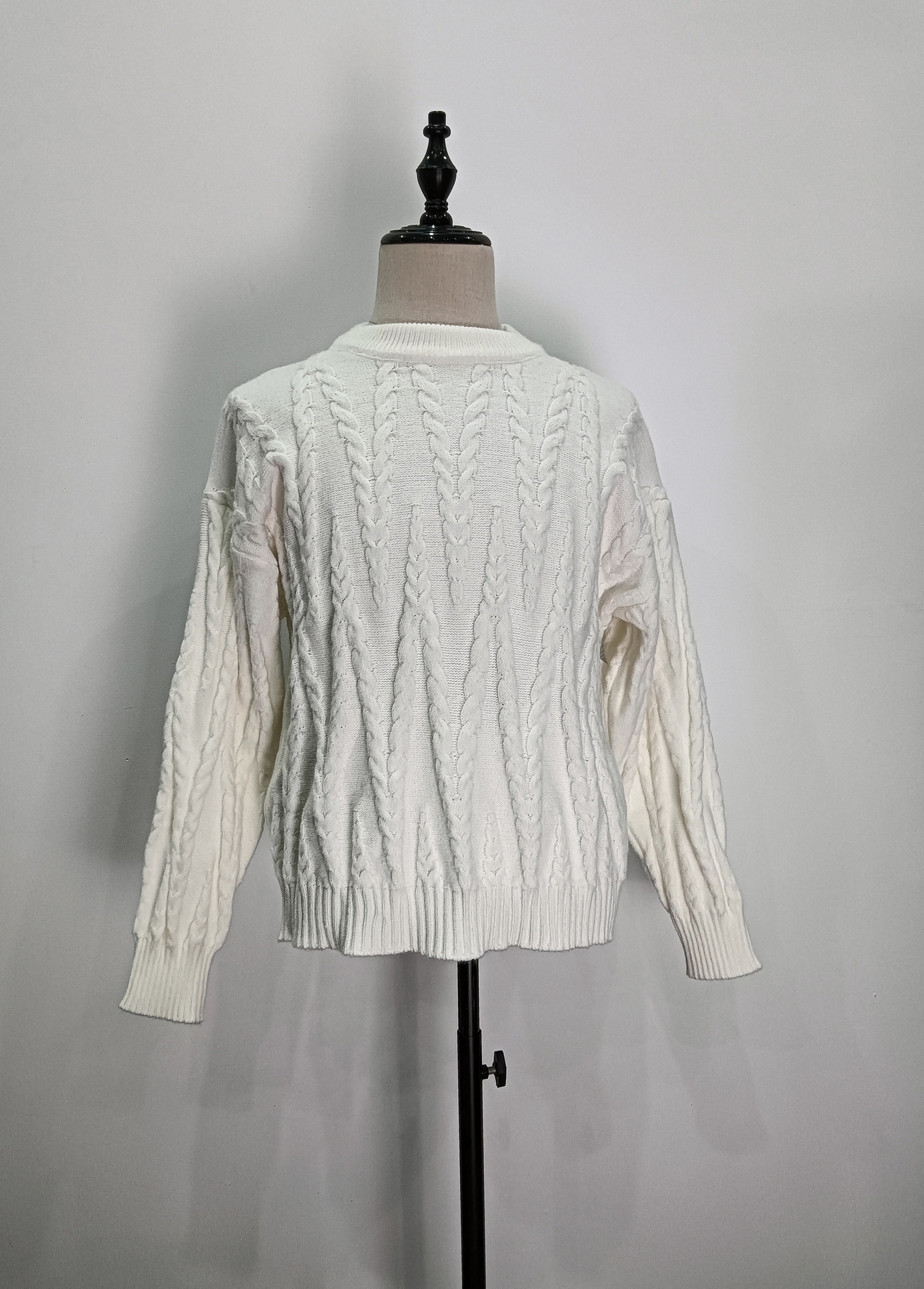 White jersey long sleeve