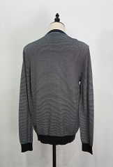Striped long sleeve knitting