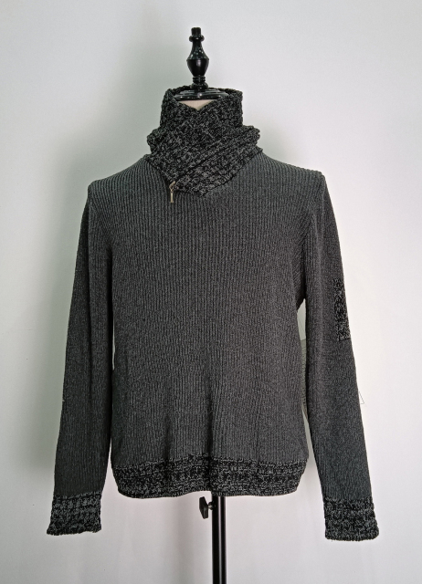 Neckband long sleeve knit
