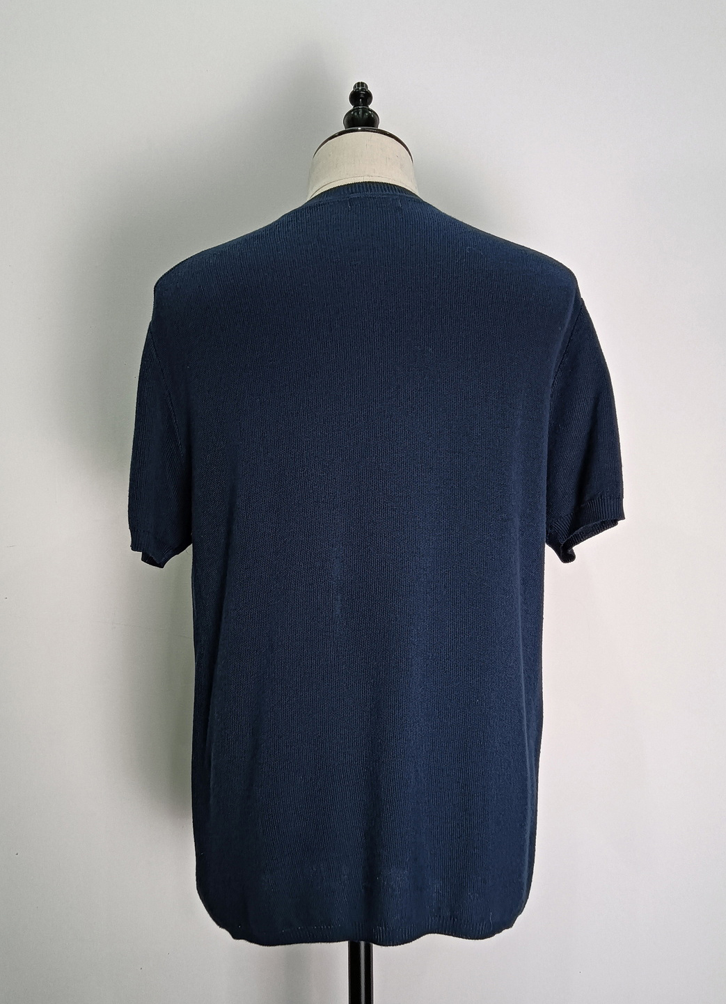 Dark blue short sleeve knit