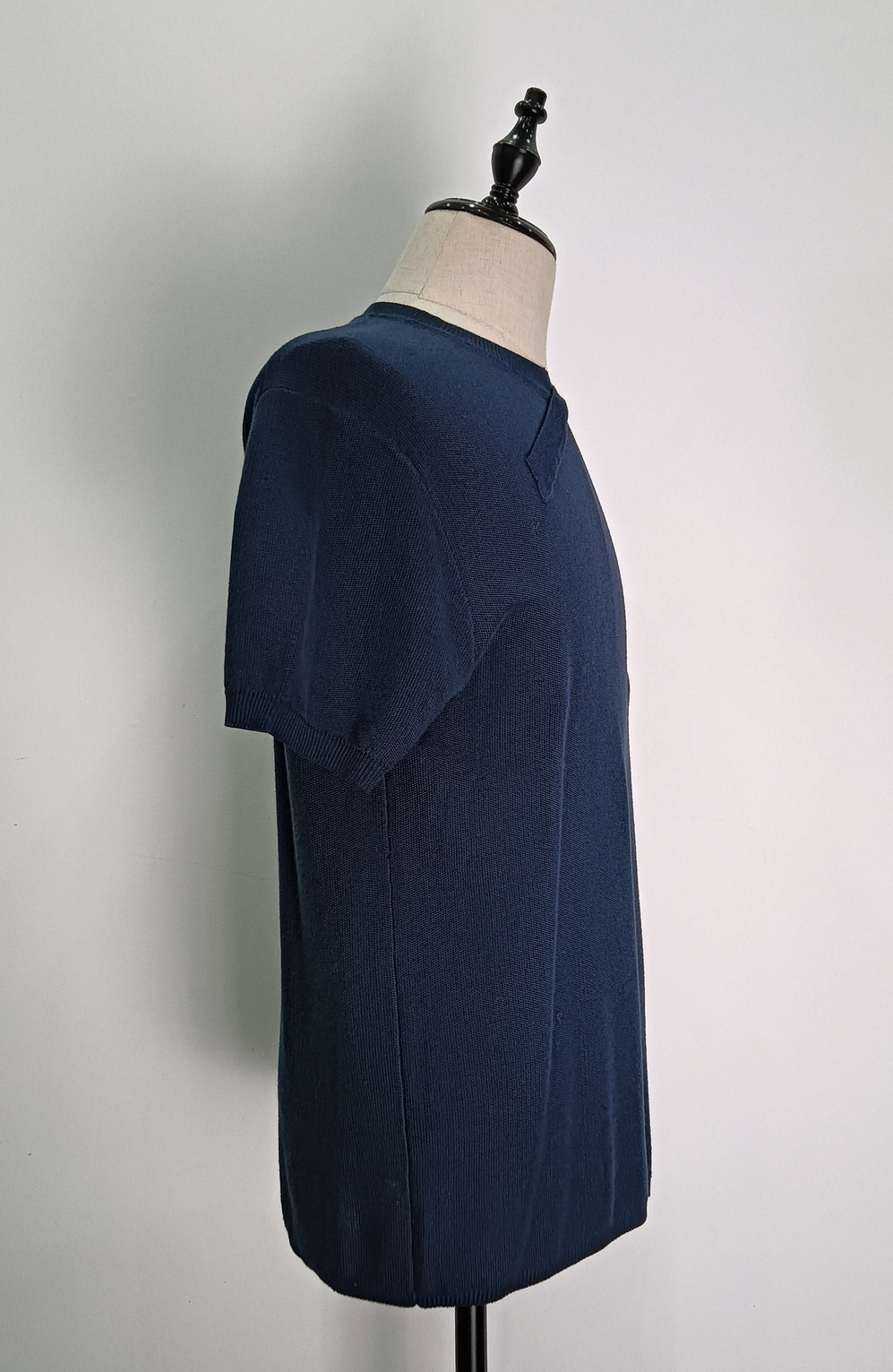 Dark blue short sleeve knit