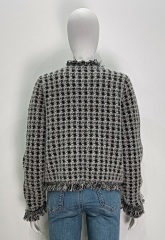 Long sleeve knit sweater with whiskers and open chest