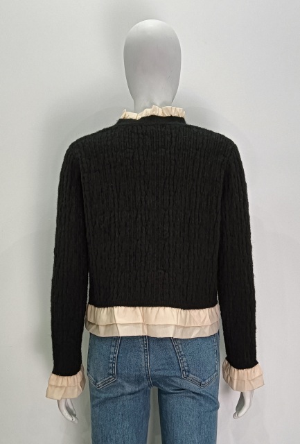 Butterfly sleeve button knitting
