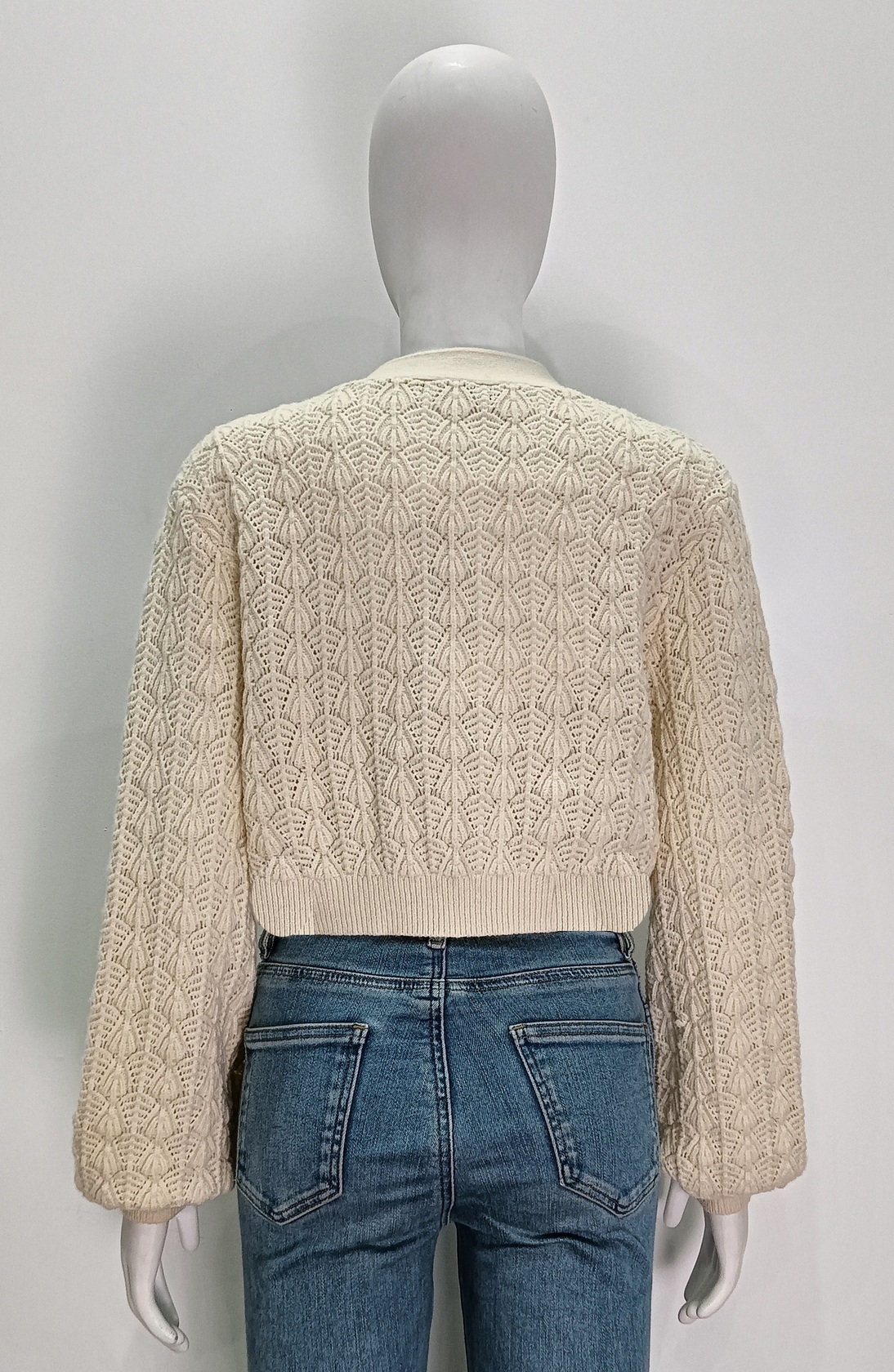 Beige embroidered long sleeve knitting