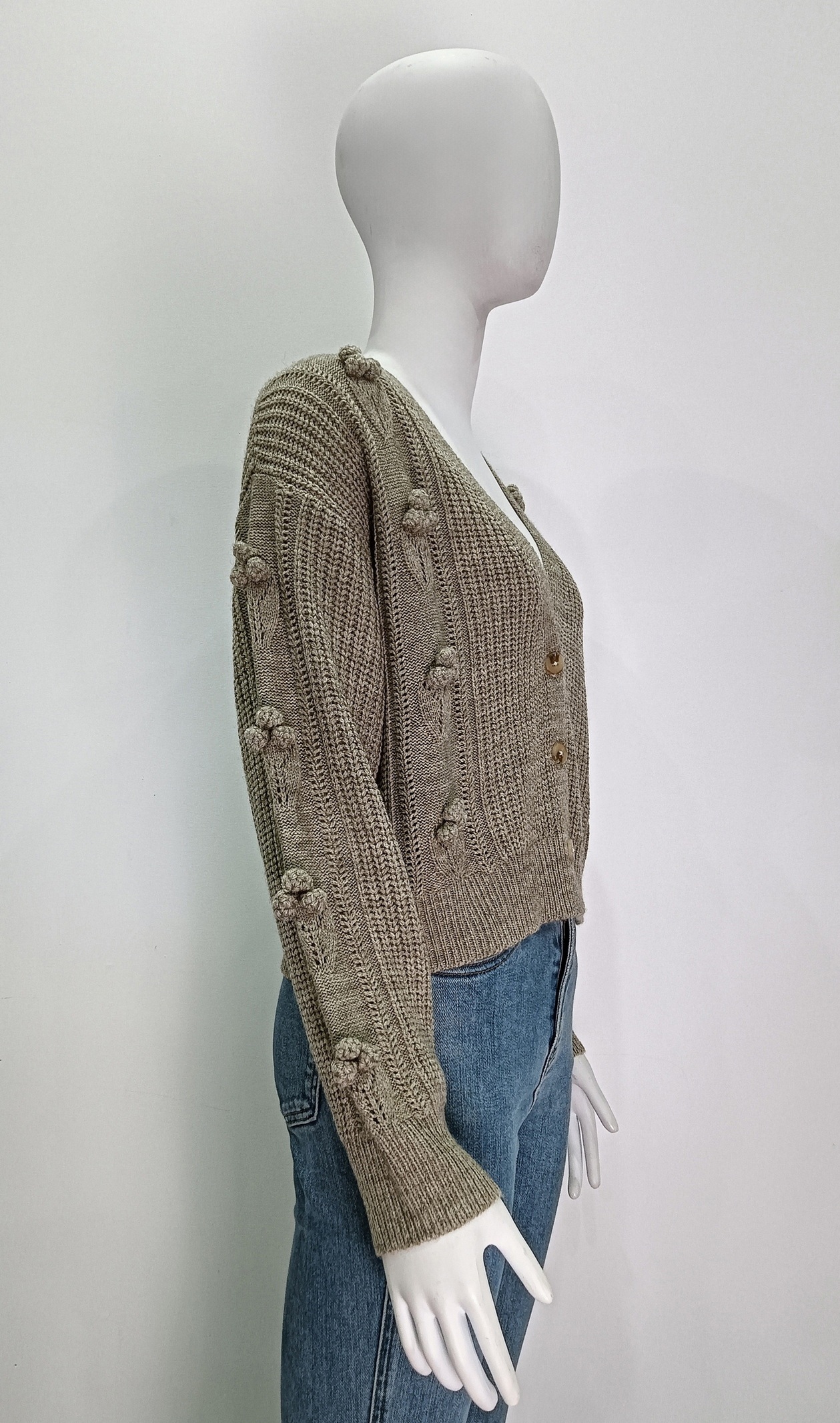 Long-sleeve knitting