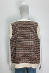 Wholesaler V-neck knitted with diagonal buckle