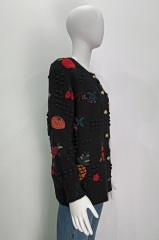 Black embroidered long sleeve knitting