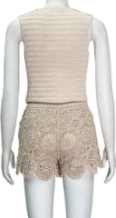 U-neck crochet sleeveless vest