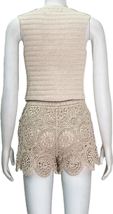U-neck crochet sleeveless vest