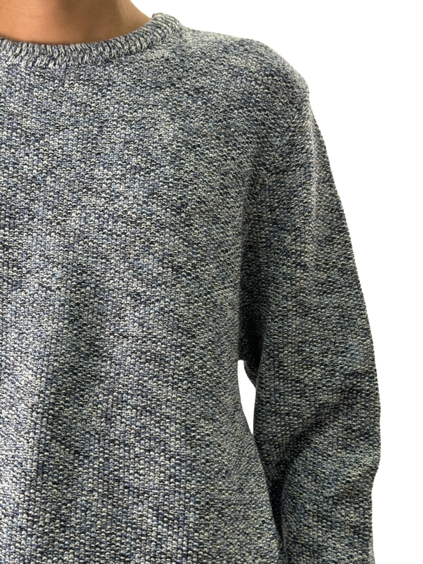 Crew neck long sleeve knitted pullover sweater