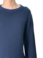Dark blue crew neck knitted sweater