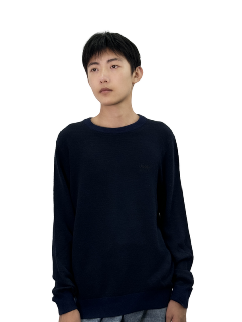 Dark blue crew neck knitted sweater