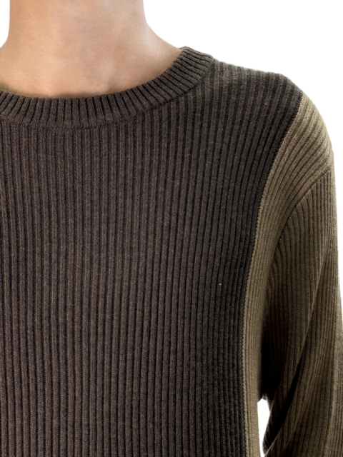 Contrast color crew neck long sleeve sweater