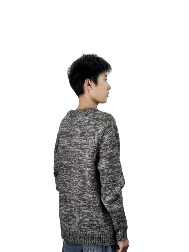 Crewneck knitted grey sweater