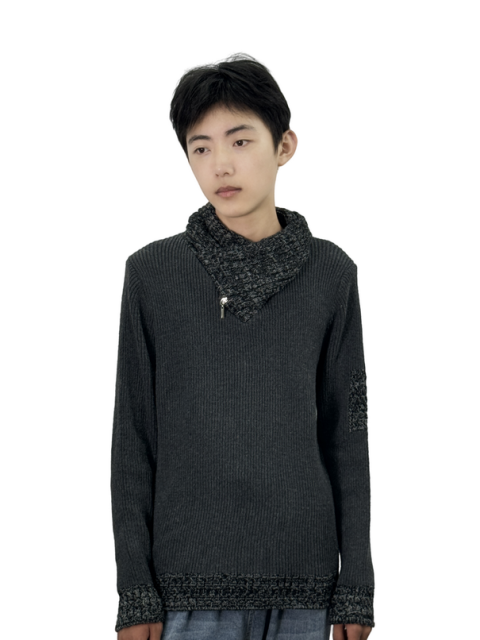Turtleneck knitted pullover sweater
