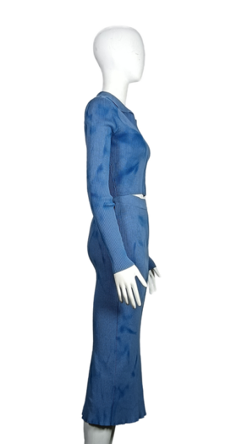 Gradient blue long-sleeved dress suit