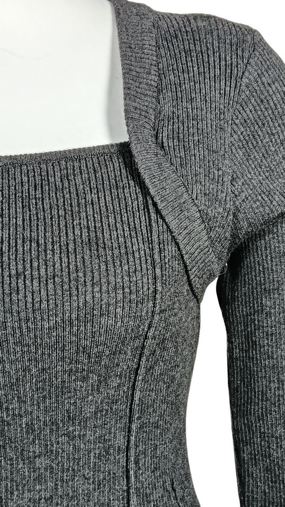 Custom Square neck irregular knit sweater