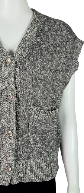 Wholesaler Women's Knitted Button-Down Sleeveless Cardigan Vest