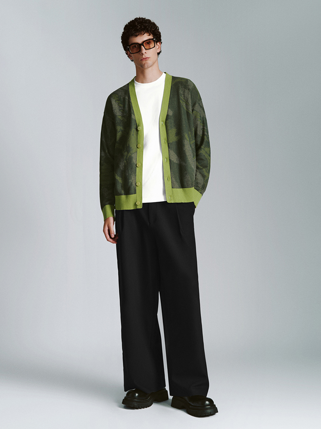 ODM Modern Olive Green Camouflage Print Cardigan with Bold Contrasting Trim