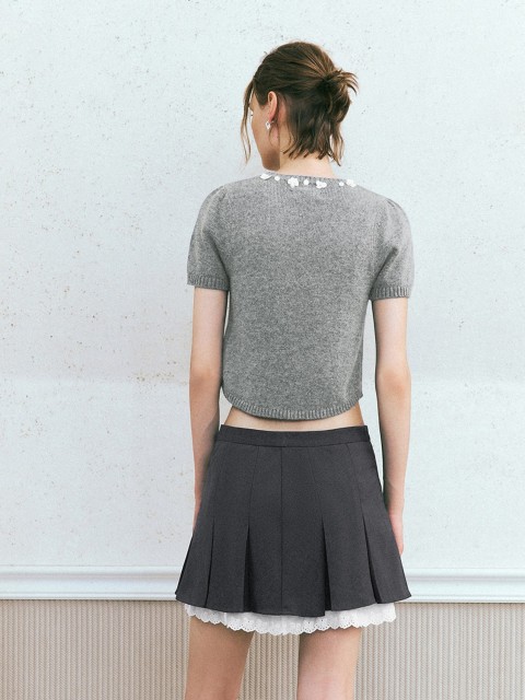 Wholesale Women’s Short-Sleeve Knit Sweater with Floral Embellishments