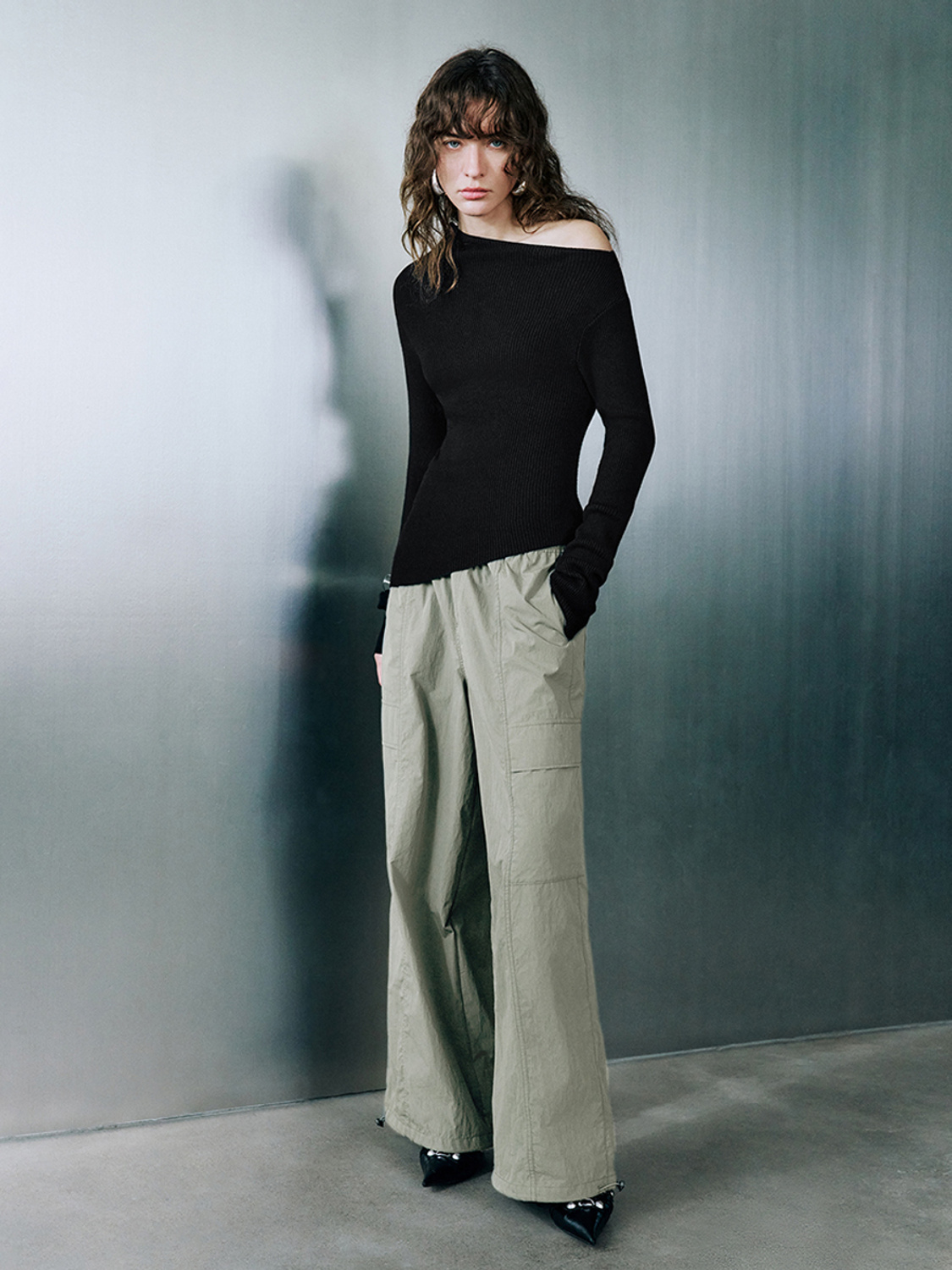Factory Direct Off-the-Shoulder Ribbed Knit Top