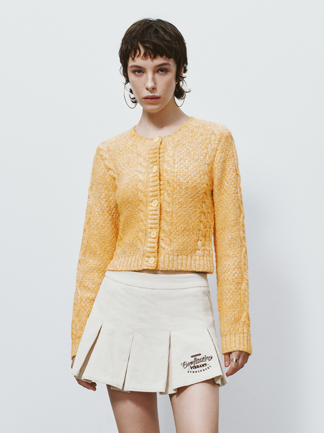 Factory  Soft Yellow Elegant Cropped Knit Cardigan