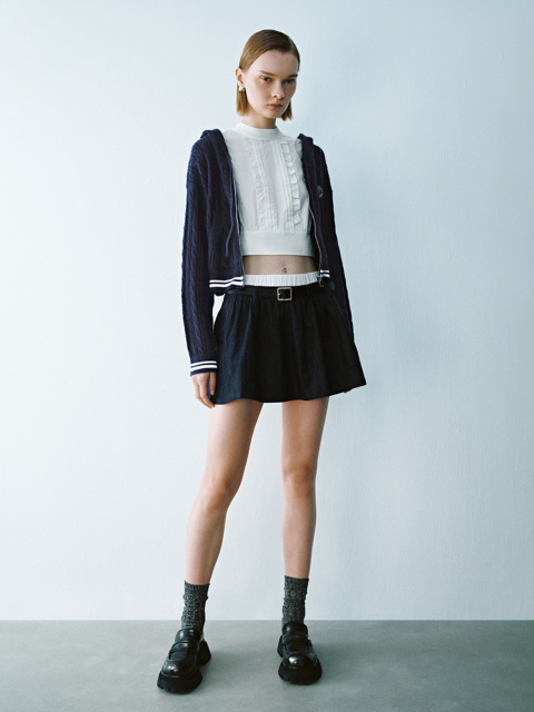 Factory Cropped Cable Knit College Style Zip-Up Hoodie