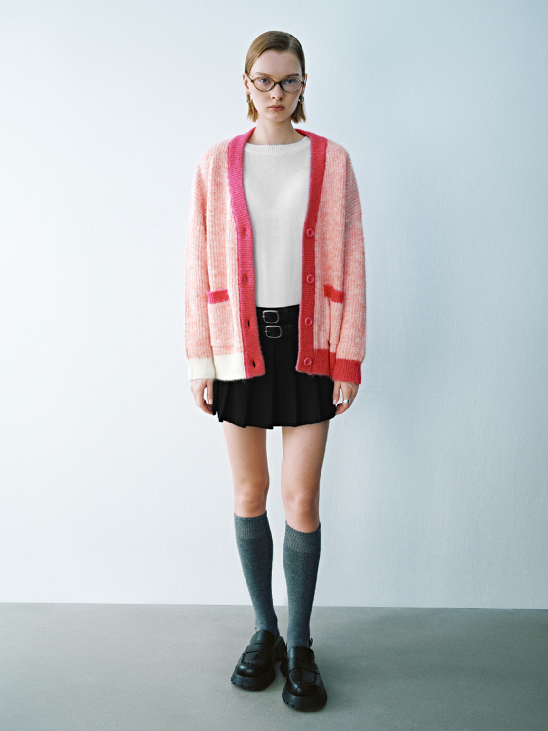 Custom Cozy Pink Gradient Cardigan in Contrasting Color Dopamine Style