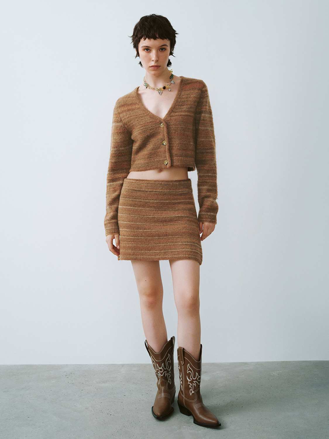 Wholesales Rustic Brown Cropped Knit Cardigan