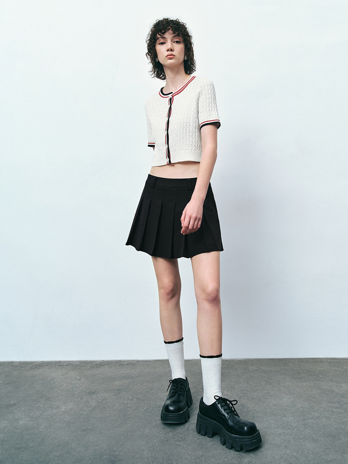 OEM Women's Cropped Knit Cardigan and Pleated Mini Skirt Set