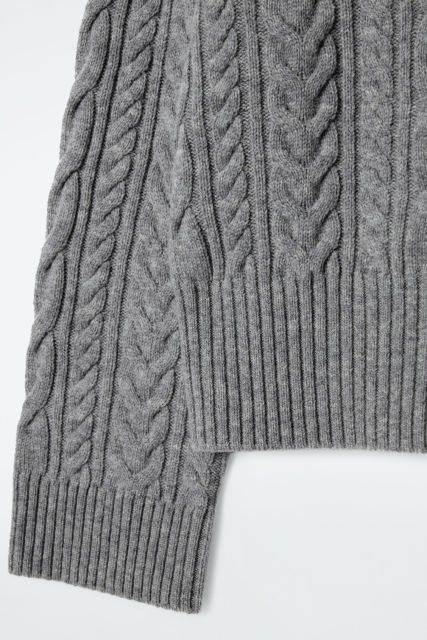 OEM Women’s Classic Gray High-Neck Cable-Knit Sweater
